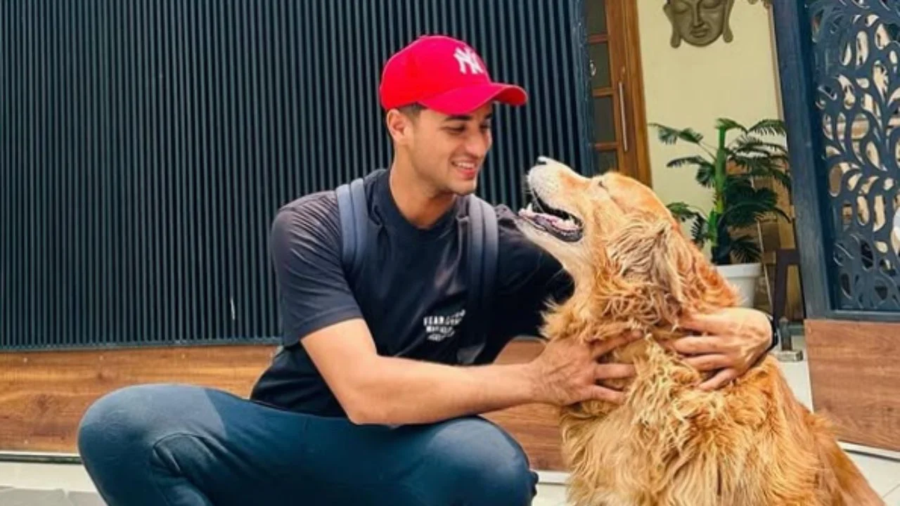 Abhishek Sharma & his dog Leo (via Instagram)