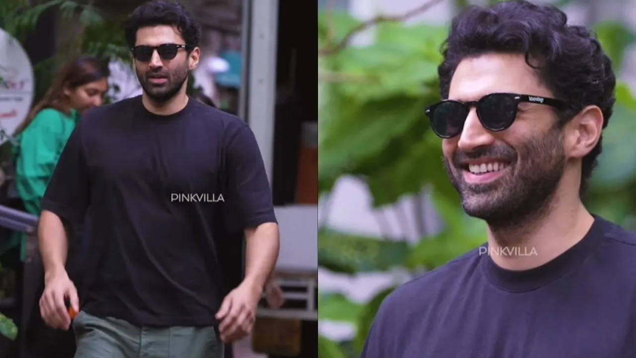 Aditya Roy Kapur's smiles as paparazzi spot him