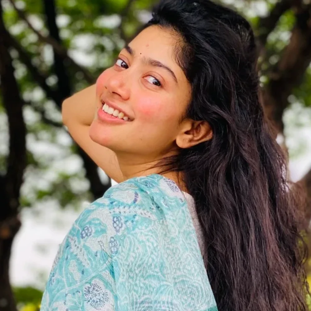 Sai Pallavi pens a note after the release of Ramayana announcement video, fans go berserk