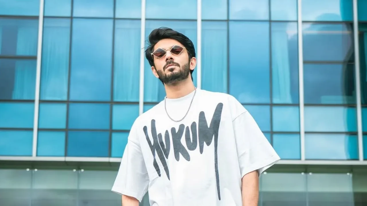 Anirudh Ravichander goes AR Rahman way, hikes fee for Telugu films after bagging Rs 150 crore budget movie? (PC: Anirudh on IG) Anirudh Ravichander goes AR Rahman way, hikes fee for Telugu films after bagging Rs 150 crore budget movie?
