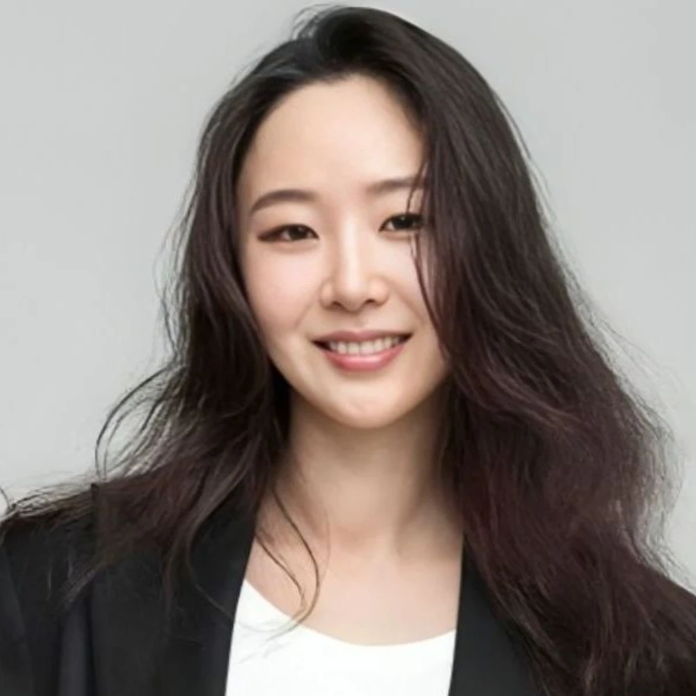 Min Hee Jin allegedly slams HYBE on social media after clearance of criminal charges, fans say 'truth will always win'