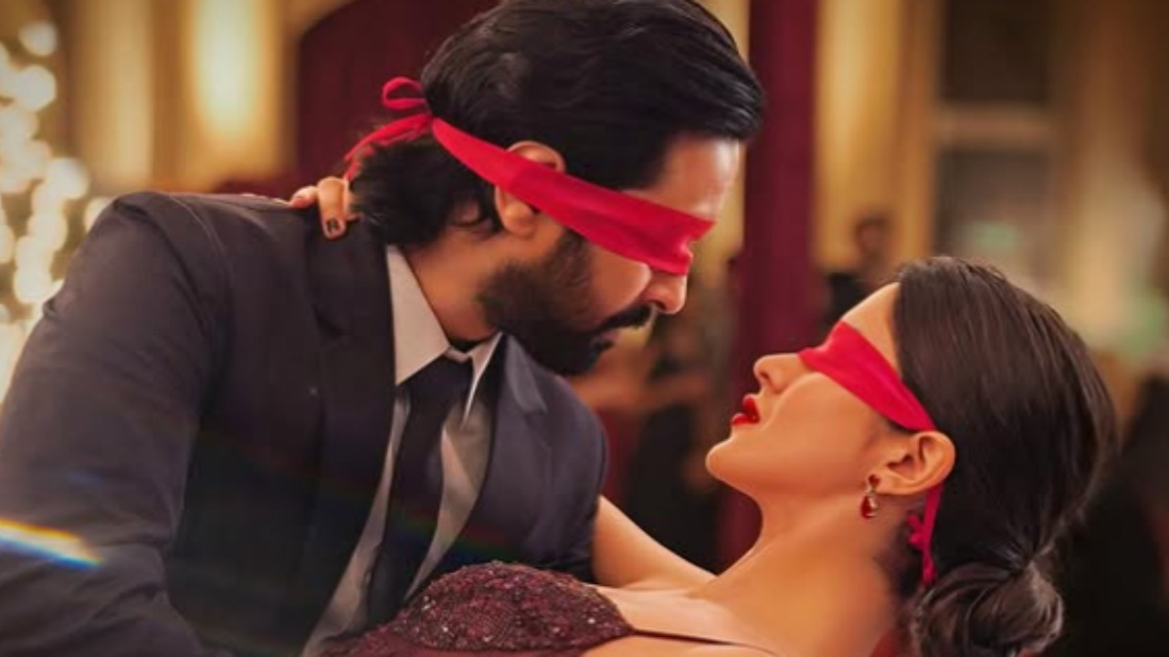 Aankhon Ki Gustaakhiyan Box Office Preview. Picture courtesy: Vikrant Massey/Instagram Aankhon Ki Gustaakhiyan Box Office Preview: Vikrant Massey & Shanaya Kapoor starrer runtime, screen count, advance booking and opening day