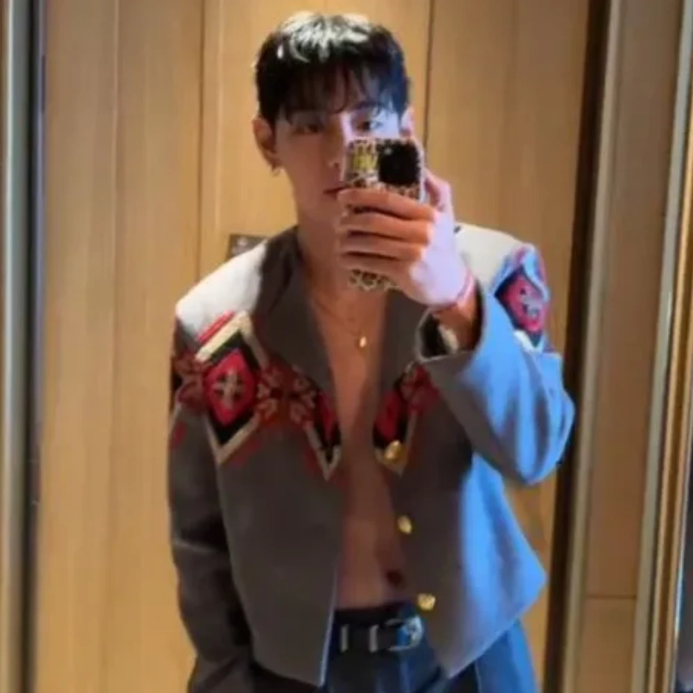 BTS' V bares abs dancing to Killin' It Girl, warns fans against making noise outside Paris hotel: 'Not my personal...'