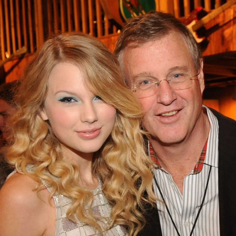 Taylor Swift’s Dad Scott Swift Undergoes Quintuple Bypass Surgery, Family Shares Health Update