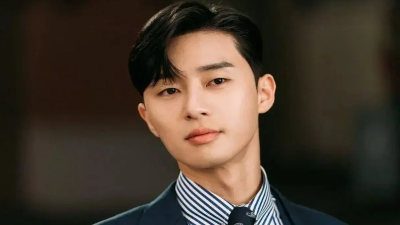 Park Seo Joon: courtesy of tvN