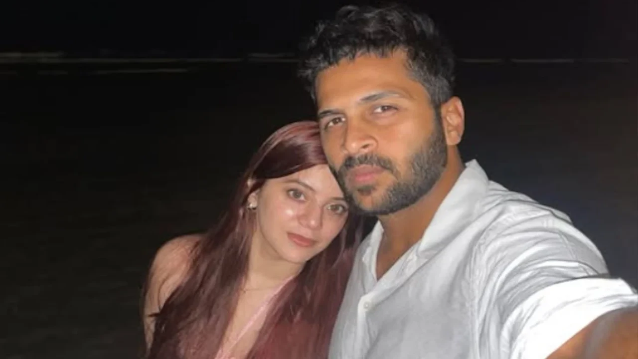 Mittali Parulkar & Shardul Thakur (via Instagram) Mittali Parulkar & Shardul Thakur (via Instagram)