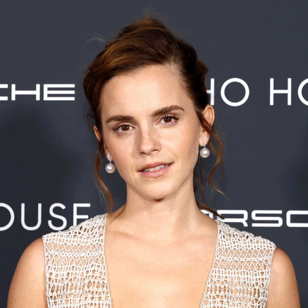 Harry Potter Star Emma Watson Faces 6-Month Driving Ban For Speeding in London, All About the Incident