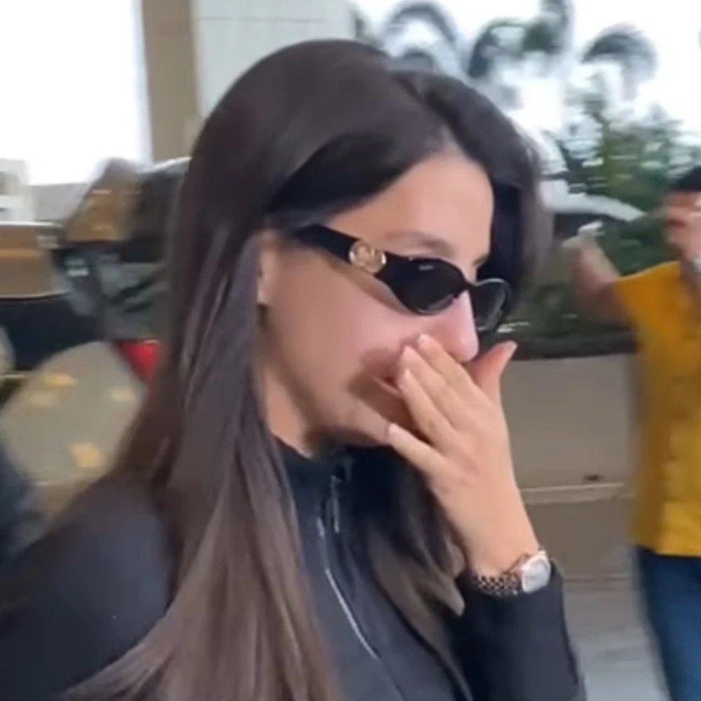 Nora Fatehi Breaks Down in Tears at Mumbai Airport as Bodyguard Pushes Fan Away; Here’s What Happened
