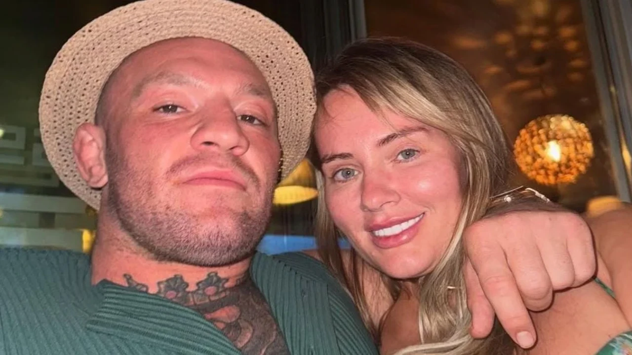 Conor McGregor & Dee Devlin (via Instagram) Conor McGregor & Dee Devlin (via Instagram)