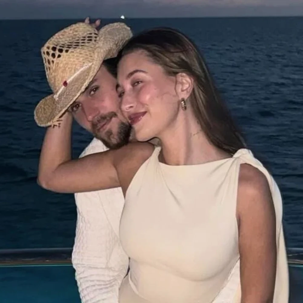 Hailey Bieber’s Team Says Her Billion-Dollar Rhode Deal Has No Ties to Justin’s Scooter Braun Settlement