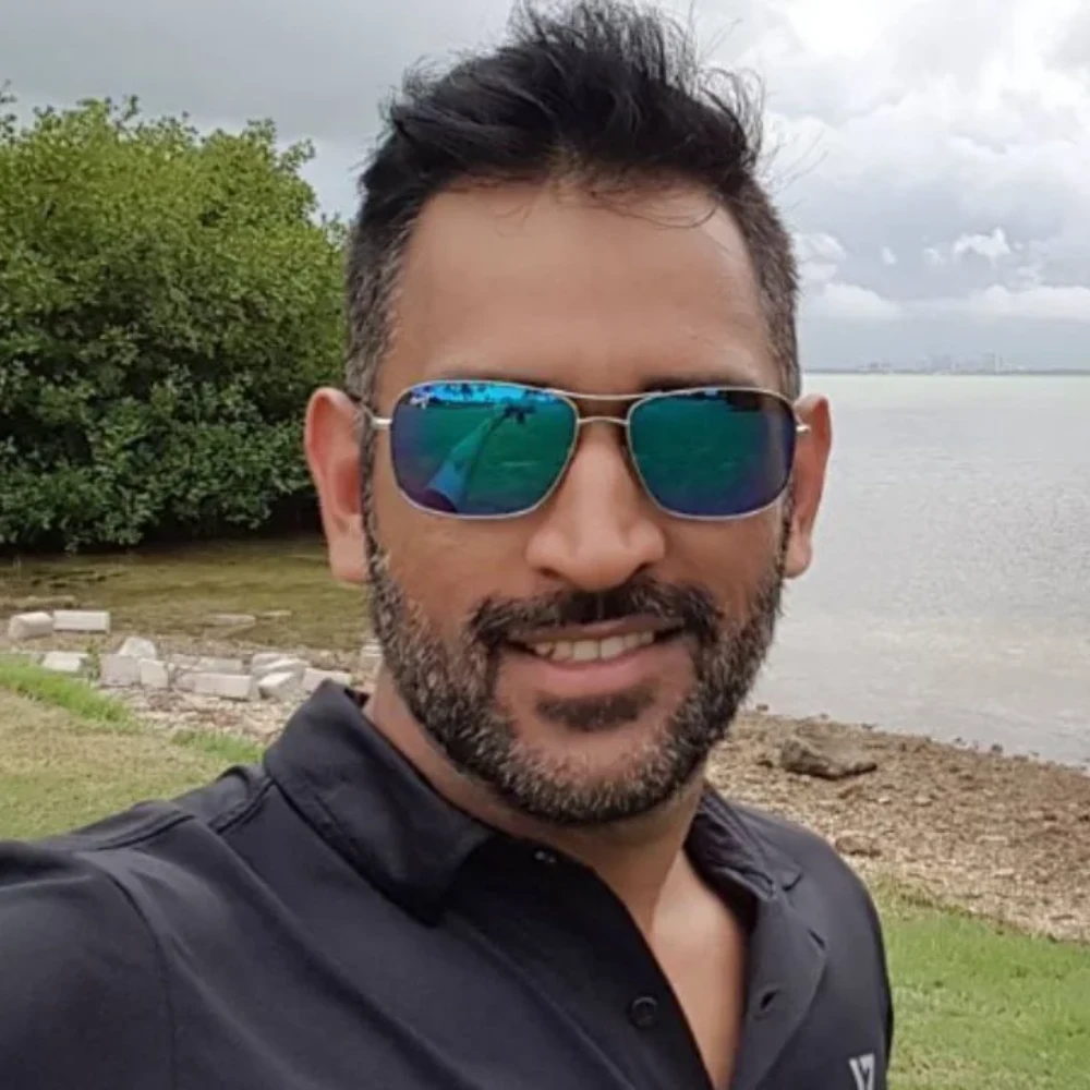 MS Dhoni's Rs 72,000 shirt with piano keys sparks hilarious reactions, fans call it ‘So Jethalal Gada coded’