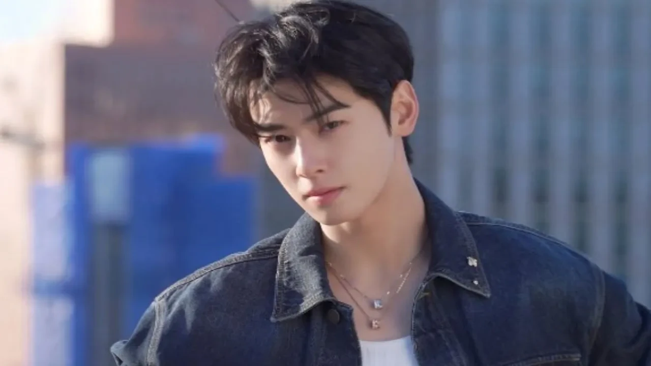 Cha Eun Woo: courtesy of Fantiago Cha Eun Woo: courtesy of Fantiago