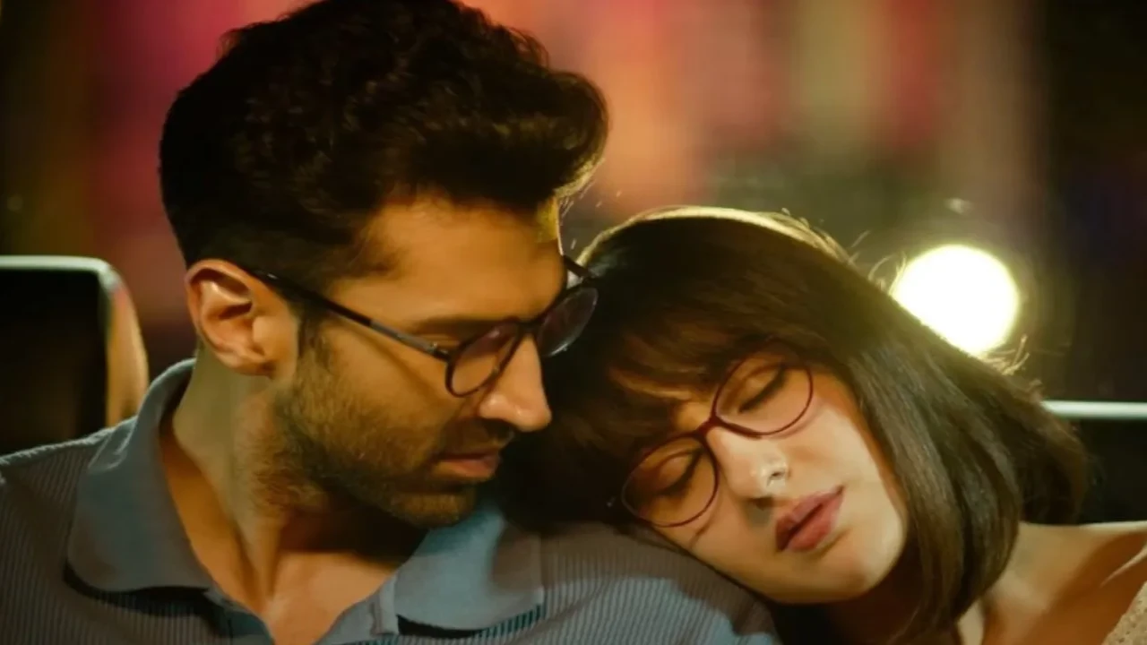 Box Office: Metro In Dino sees a big jump of 50 percent on 2nd Tuesday, Anurag Basu directorial collects Rs 2 crore (Credits: T-Series Films) Aditya Roy Kapur, Sara Ali Khan