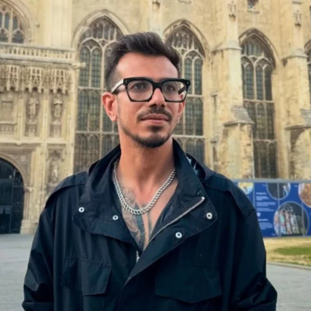 RJ Mahvash reveals hilarious story about how rumored BF Yuzvendra Chahal reacted to a fan's question on his skincare routine
