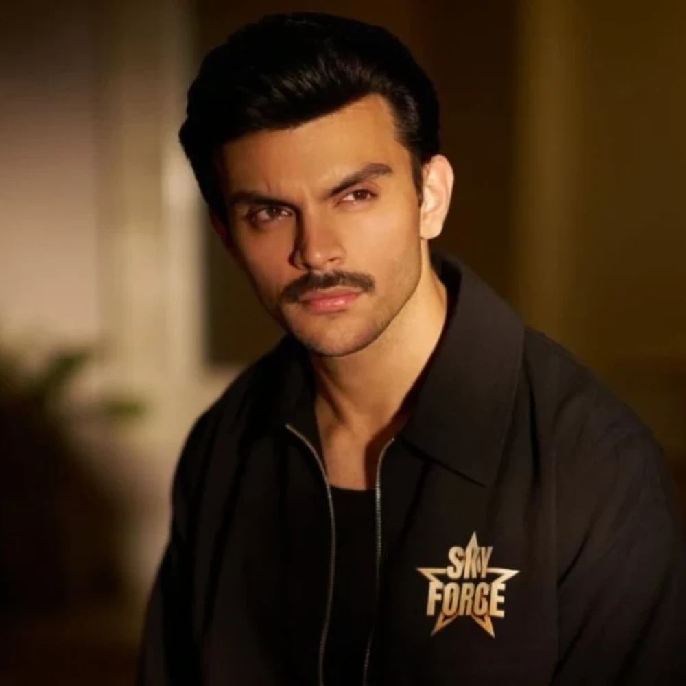 Veer Pahariya comments on rumored girlfriend Tara Sutaria's PICS with AP Dhillon, calls actress 'my heart'