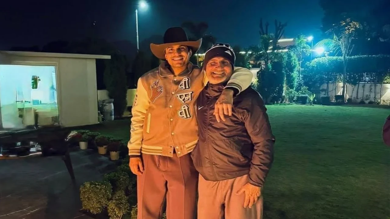 Shubman Gill & Lakhwinder Gill (via Instagram) Shubman Gill & Lakhwinder Gill (via Instagram)