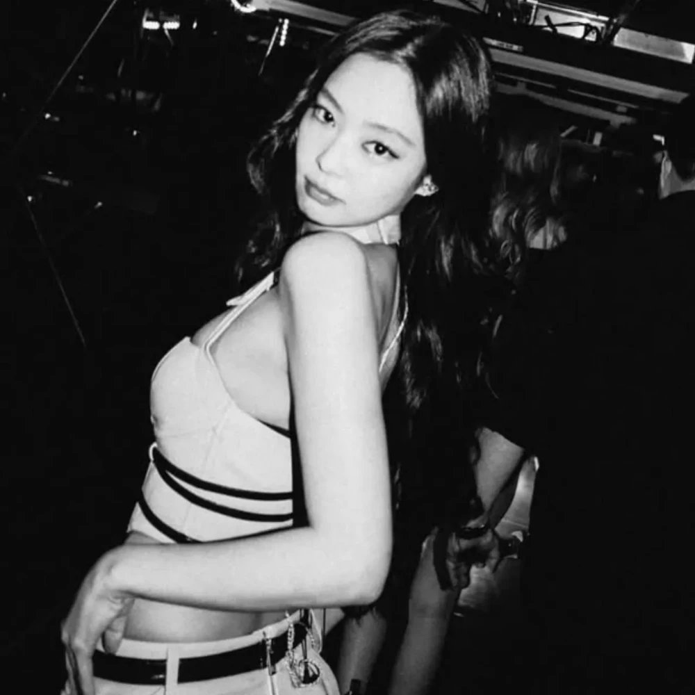 Jennie turns up the heat with BTS pics from DEADLINE World Tour, see BLACKPINK’s fun moments from LA stop