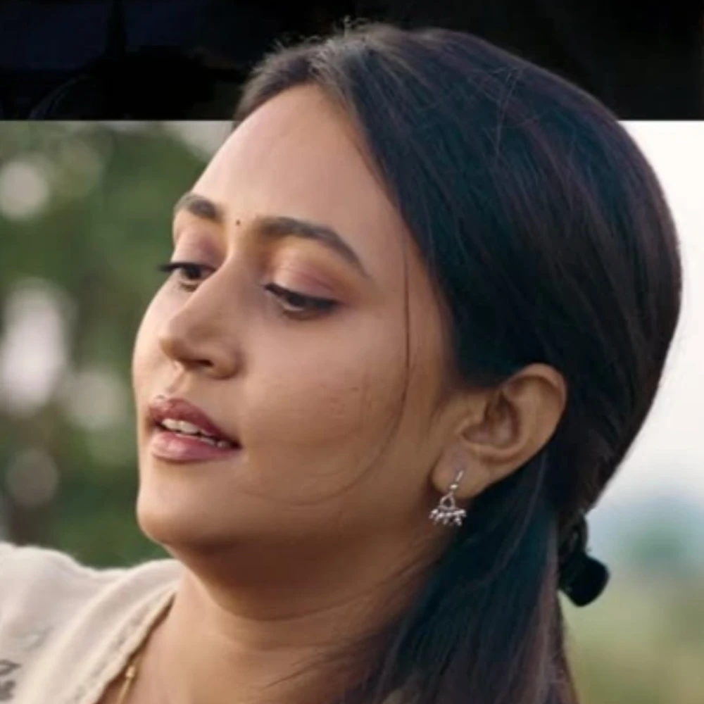 Panchayat 4: There could have been a kissing scene between Rinki and Sachiv Ji but here’s what happened