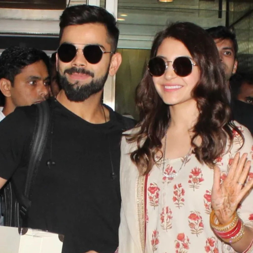 Virat Kohli’s hand gestures to answer why Anushka Sharma couldn't attend Yuvraj Singh’s dinner party are too cute to miss
