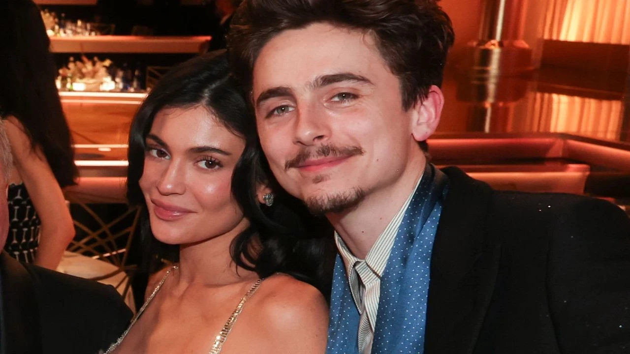 Kylie Jenner, Timothée Chalamet: courtesy of Getty Images