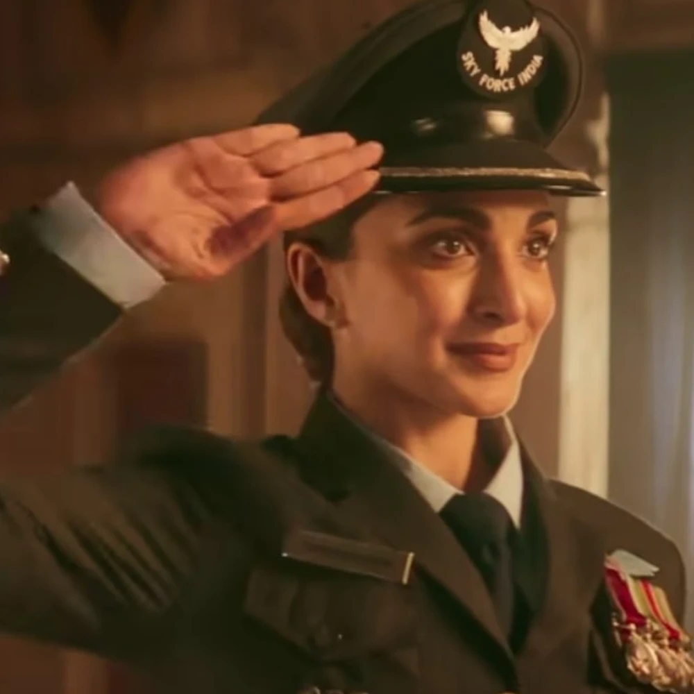 Is Kiara Advani the daughter of Colonel Luthra in War 2? Eagle-eyed fans connect the dots in trailer