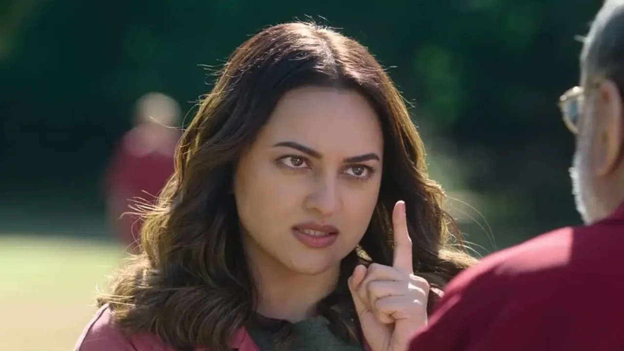Sonakshi Sinha, Paresh Rawal, Nikita Roy