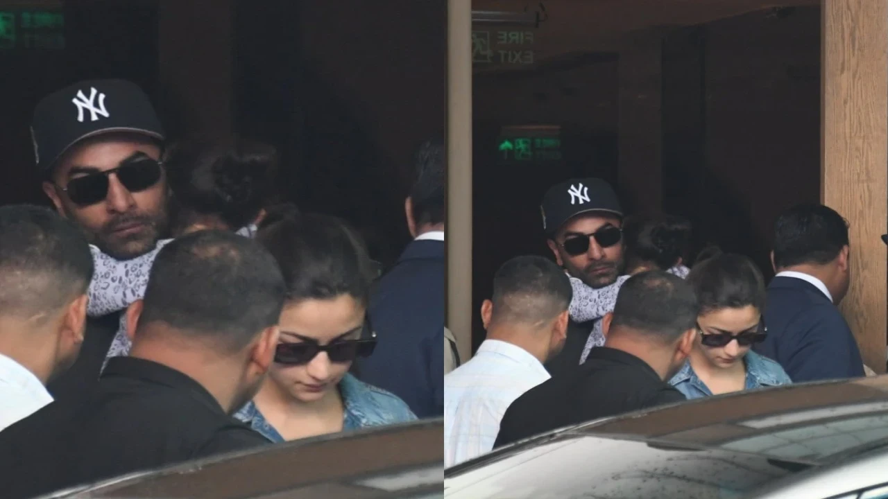 5 PICS: Ranbir Kapoor-Alia Bhatt return from London with daughter Raha, rush into car at Mumbai airport (Picture credit: Viral Bhayani) 5 PICS: Ranbir Kapoor-Alia Bhatt return from London with daughter Raha, rush into car at Mumbai airport