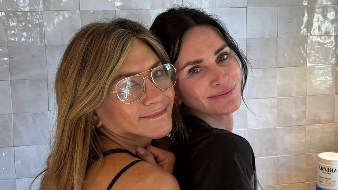 Jennifer Aniston and Courteney Cox via Instagram Instagram