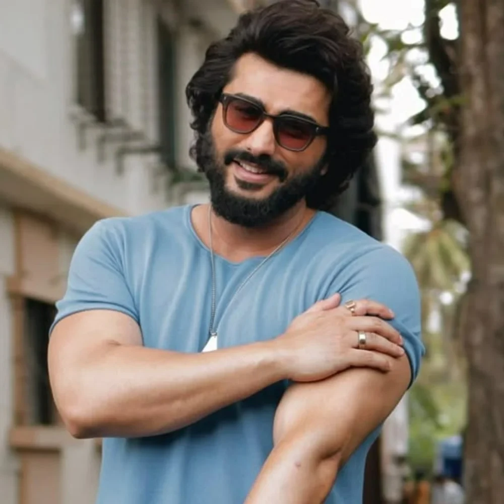 Arjun Kapoor slams haters, says those who criticize him also approach him for selfies: 'We live in a time where...'