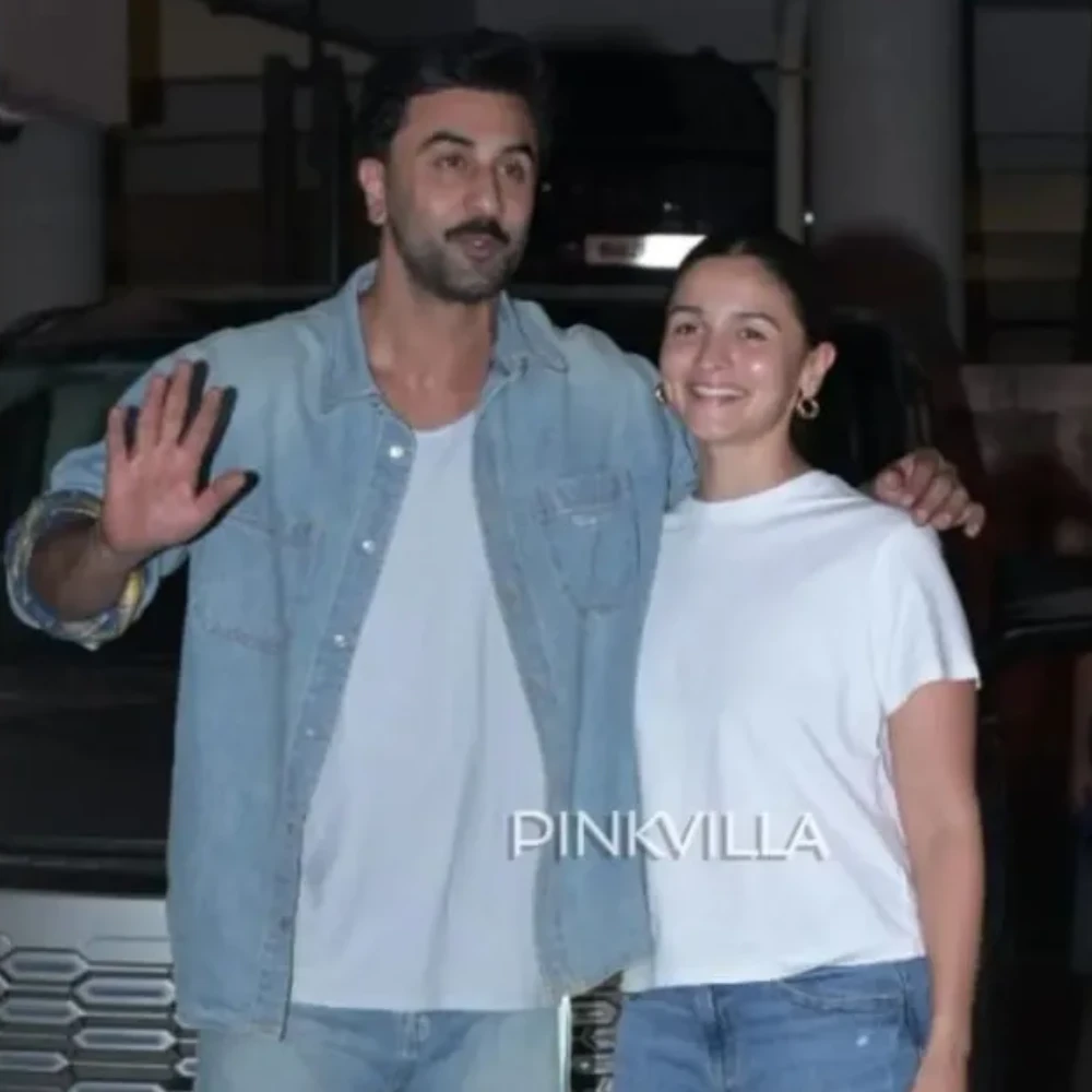 Video: Ranbir Kapoor’s style to pose with Alia Bhatt as a husband is too cool to miss