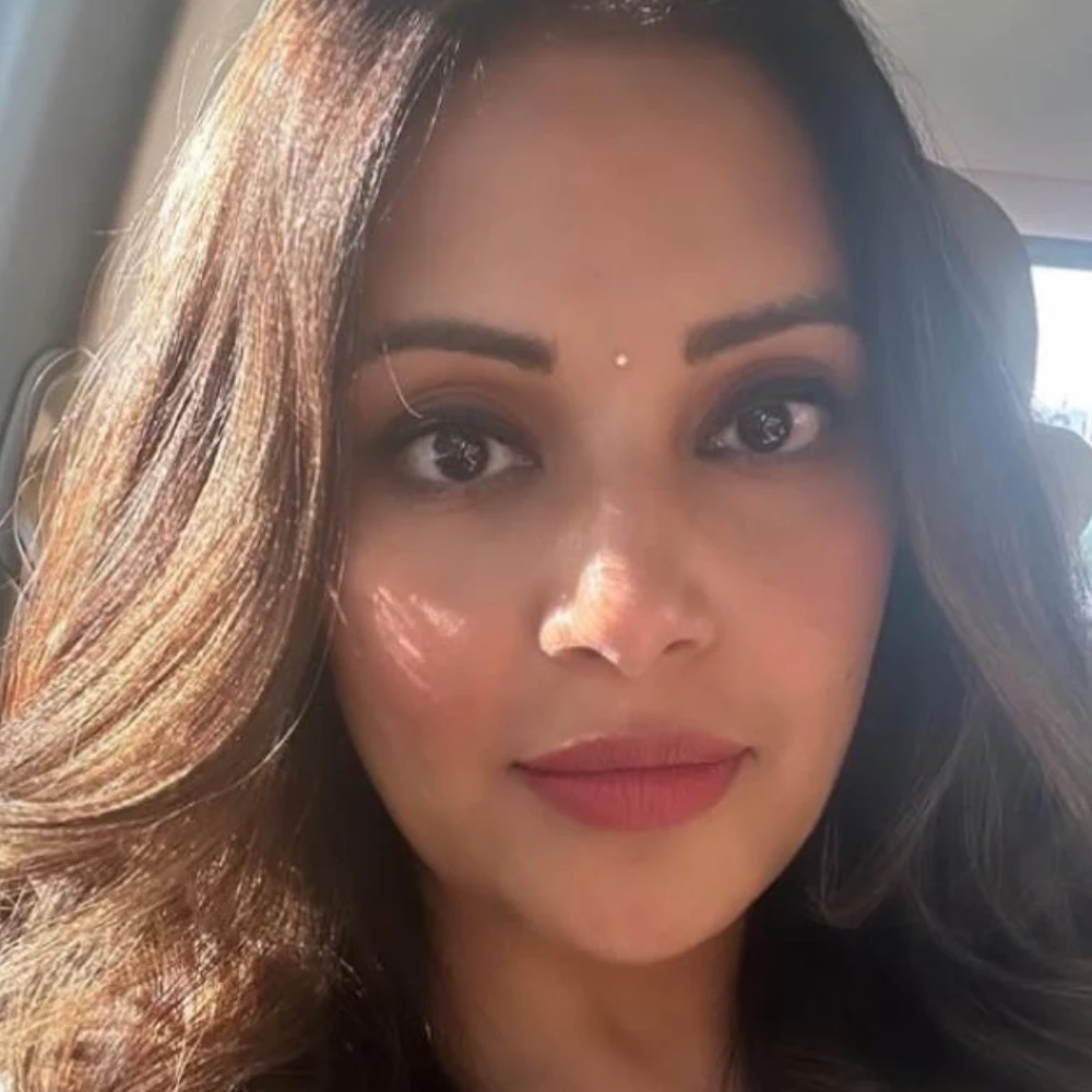 Bipasha Basu drops cryptic post amid Mrunal Thakur's old remarks on her physique: 'Get those muscles...'