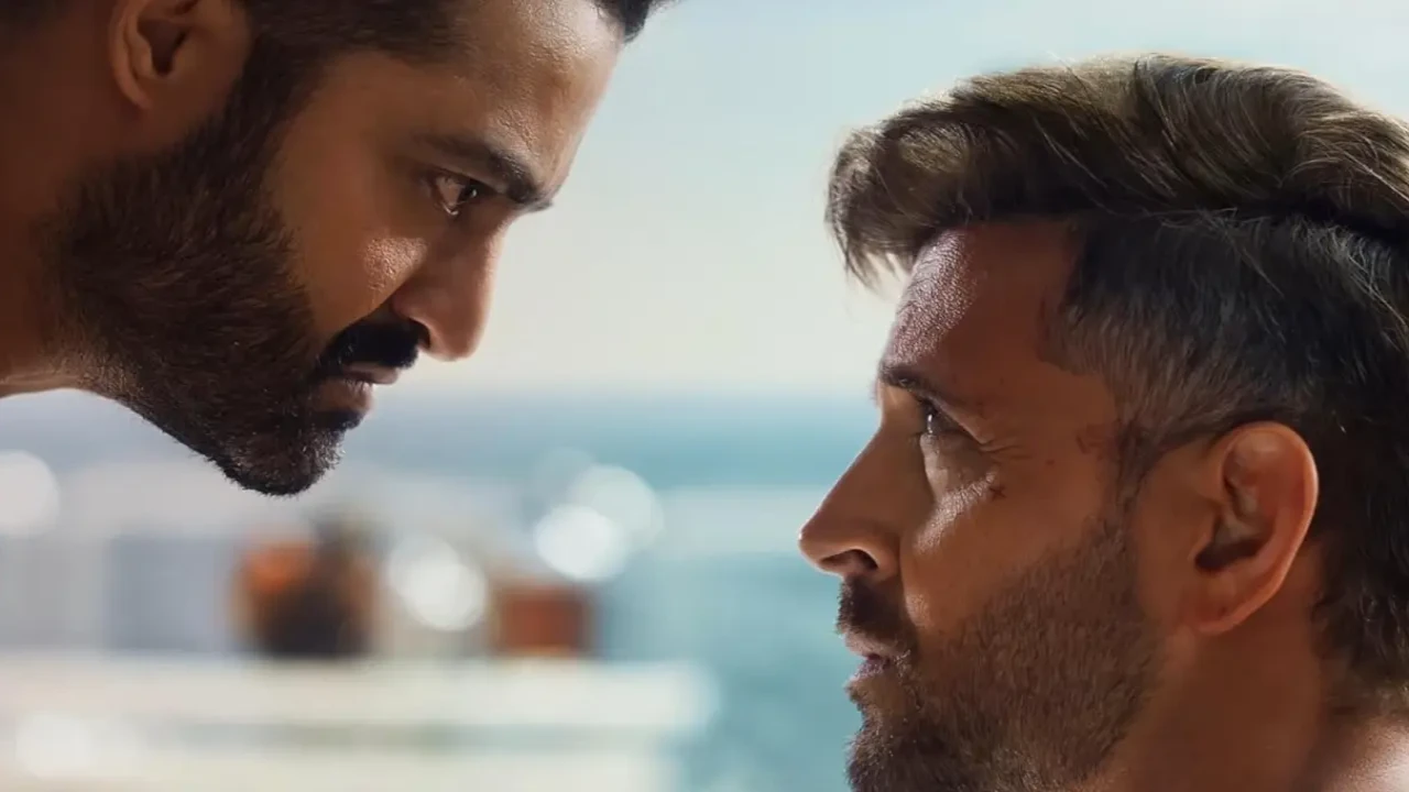War 2's two day cume stands at Rs 157.25 crore; It heads for a Rs 300 crore weekend (Credit: YRF) Hrithik Roshan, Jr NTR
