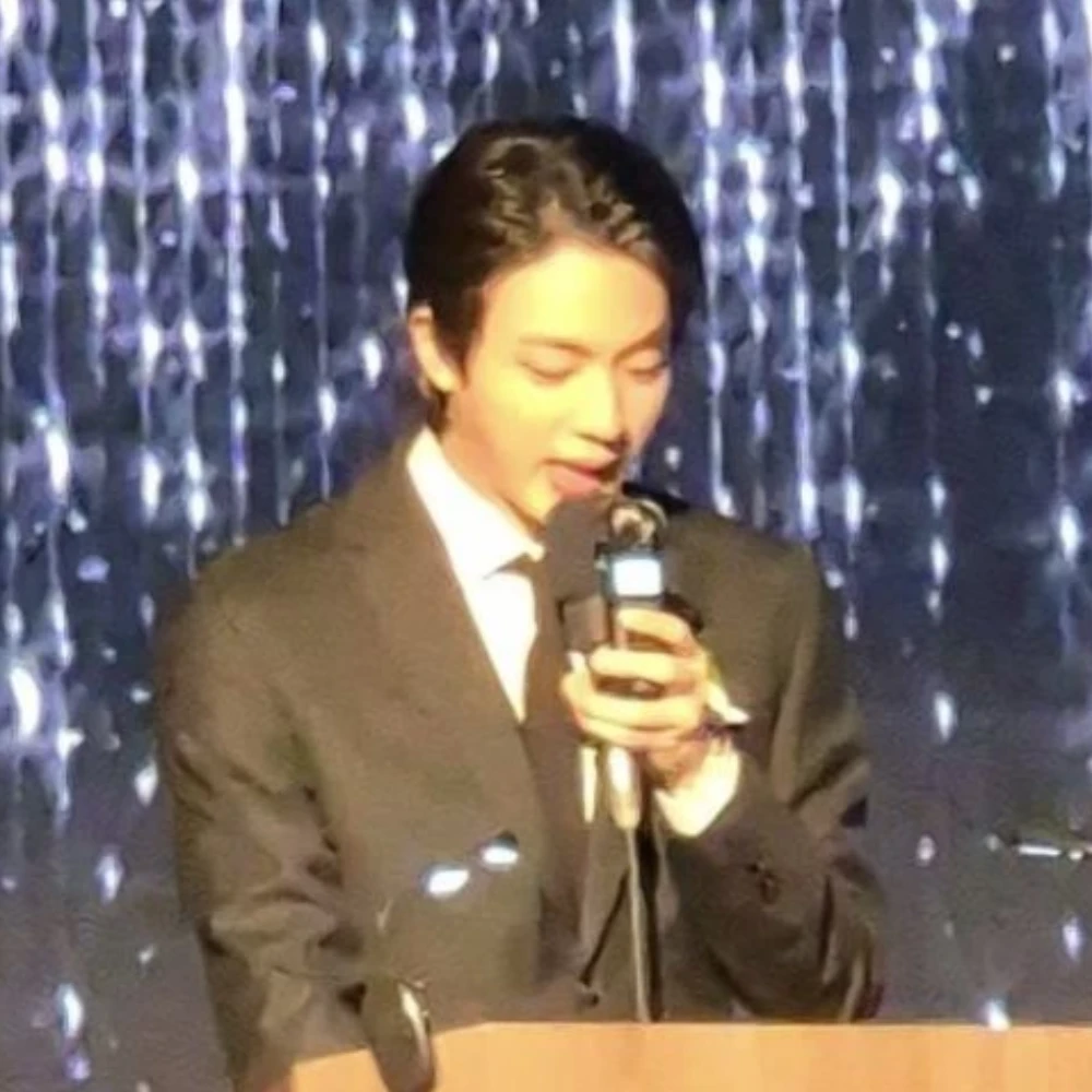 BTS’ Jin hops back to South Korea to host manager Kim Taehyung’s wedding ceremony impressing with clear diction