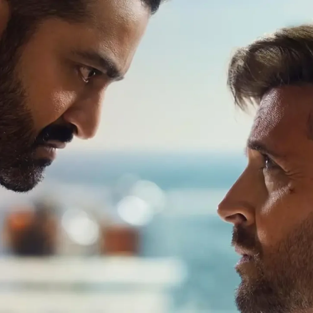 War 2 Final Day 1 Worldwide Advance: Hrithik Roshan and Jr NTR's movie puts up ordinary Rs 29 crore in pre-sales; Relies on word of mouth
