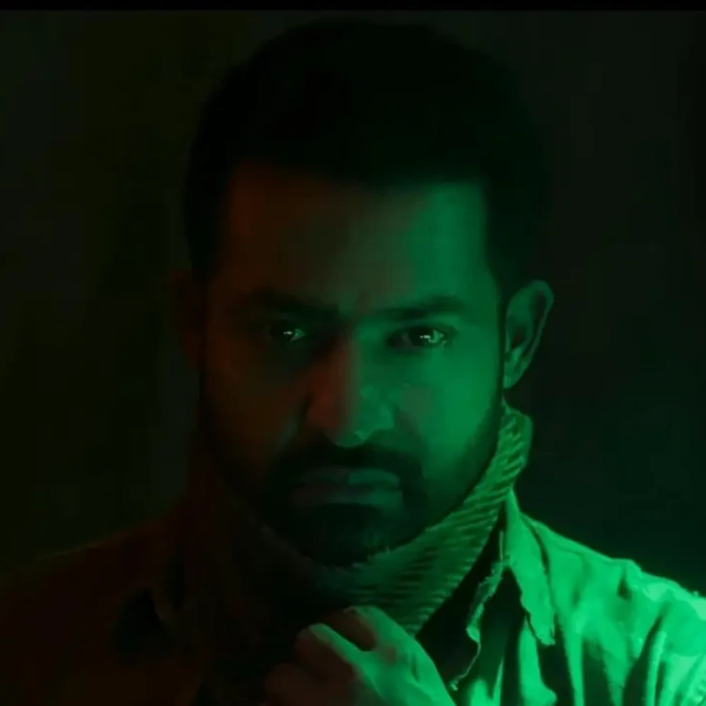 War 2 Day 9 India Gross Box Office Estimates: Hrithik Roshan, Jr NTR and Kiara Advani's movie shows no improvement on 2nd Friday; Adds Rs 4 crore