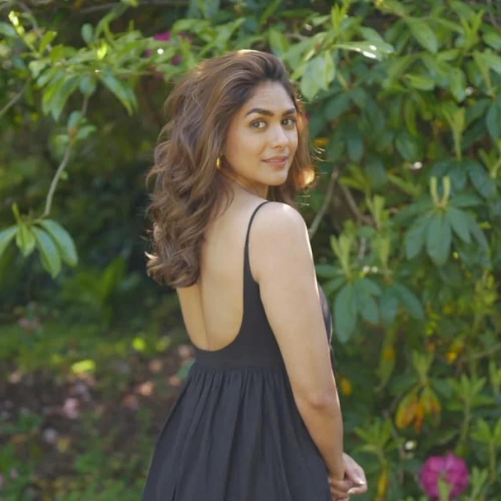 Mrunal Thakur issues public apology for fat-shaming Bipasha Basu: ‘Didn’t understand the weight of my voice’