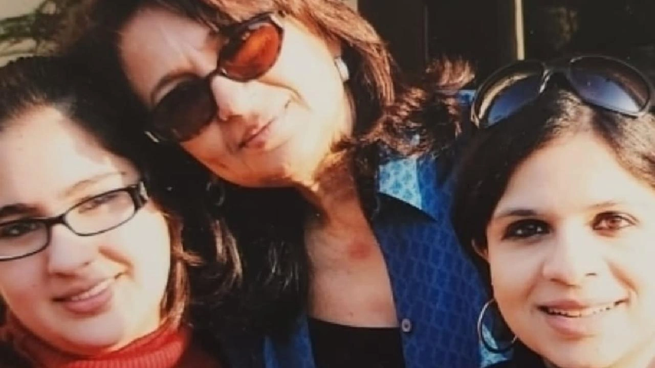 11 THEN vs NOW pictures of Sara Ali Khan. Picture courtesy: Saba Ali Khan/Instagram