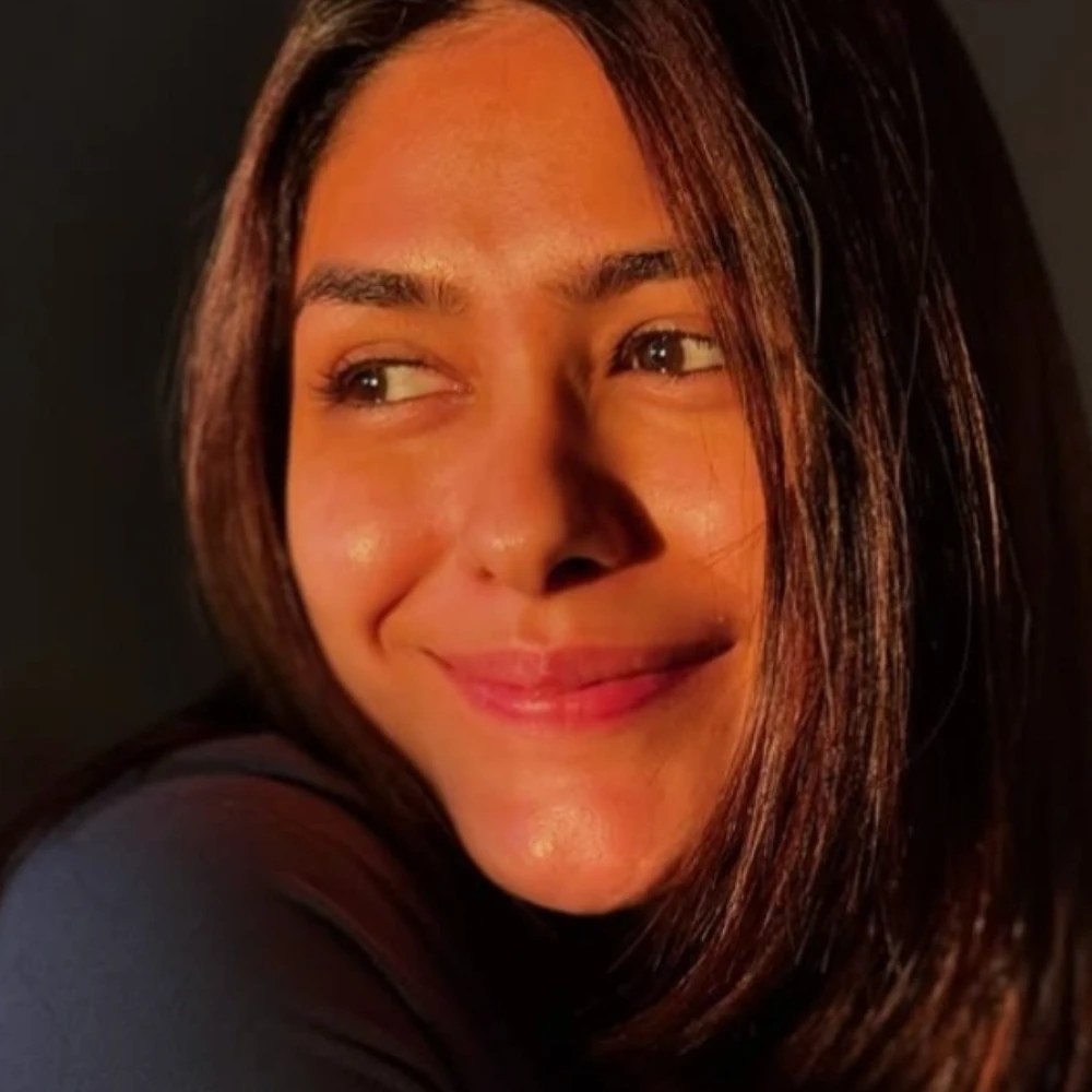 Mrunal Thakur vs Bipasha Basu Controversy Explained: 'I am far better' and 'Manly with muscles' statement sparks debate
