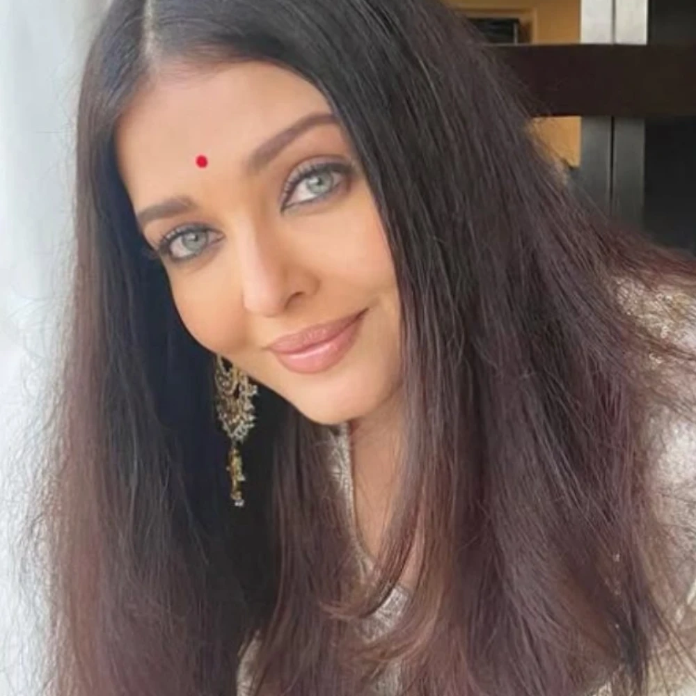 Aishwarya Rai Bachchan's Net Worth: Is she second richest actress after Juhi Chawla with Rs 900 crore fortune?