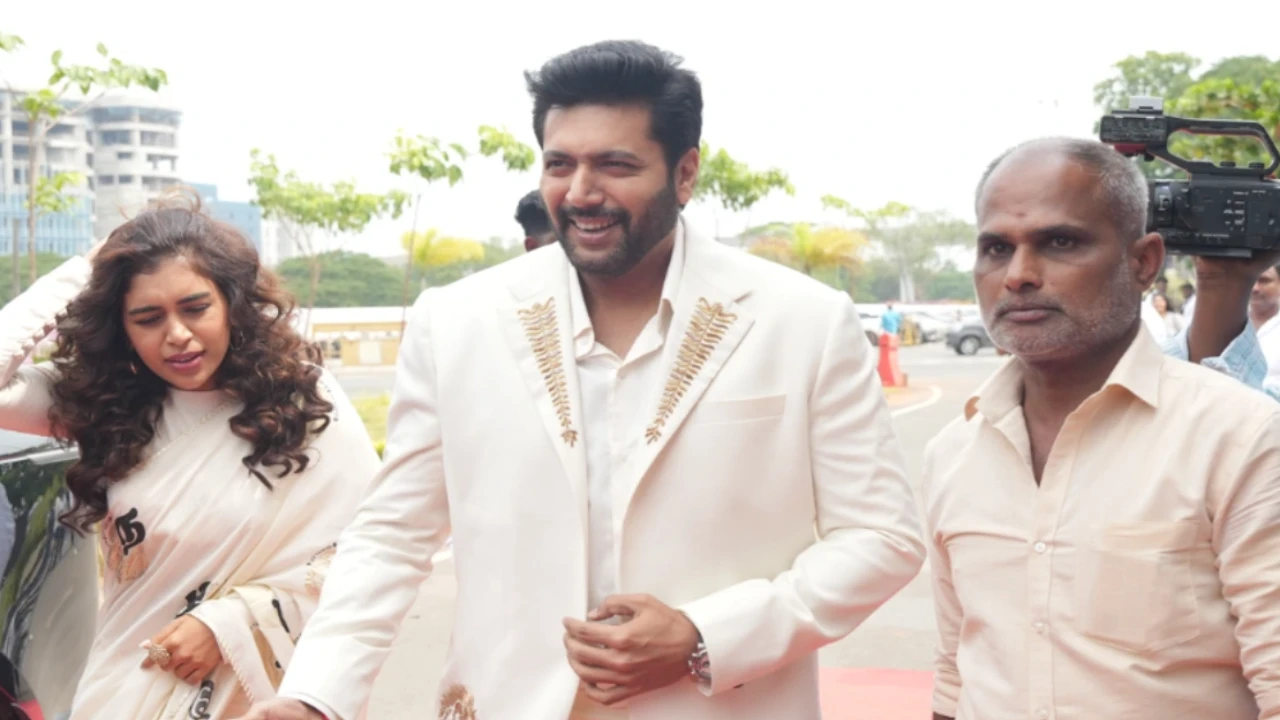 PICS: Ravi Mohan twins with GF Kenishaa Francis at his production house launch; Sivakar...
