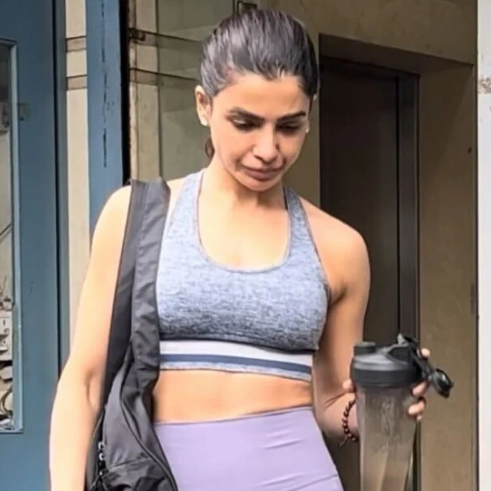 PICS: Samantha Ruth Prabhu flaunts her toned midriff after morning workout session