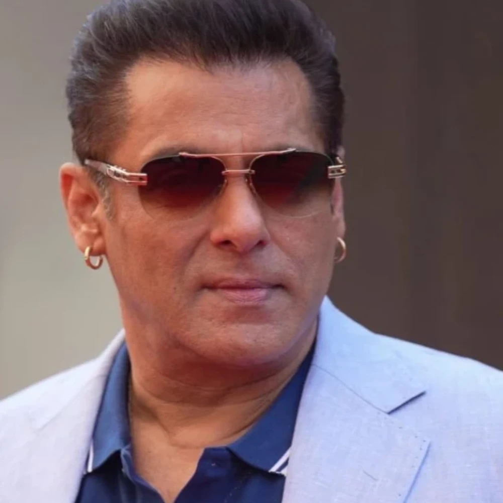 Newswrap, August 27: Baaghi 4 trailer to launch on Salman Khan's Bigg Boss 19, Apurva director Nikhil Bhat locks Hollywood project next