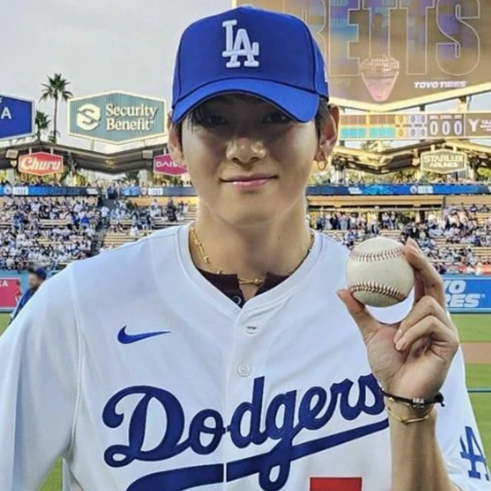BTS’ V finds fan in LA Dodgers star Kim Hyeseong, exchanges praise on call as baseman rests after injury: ‘My honor…’