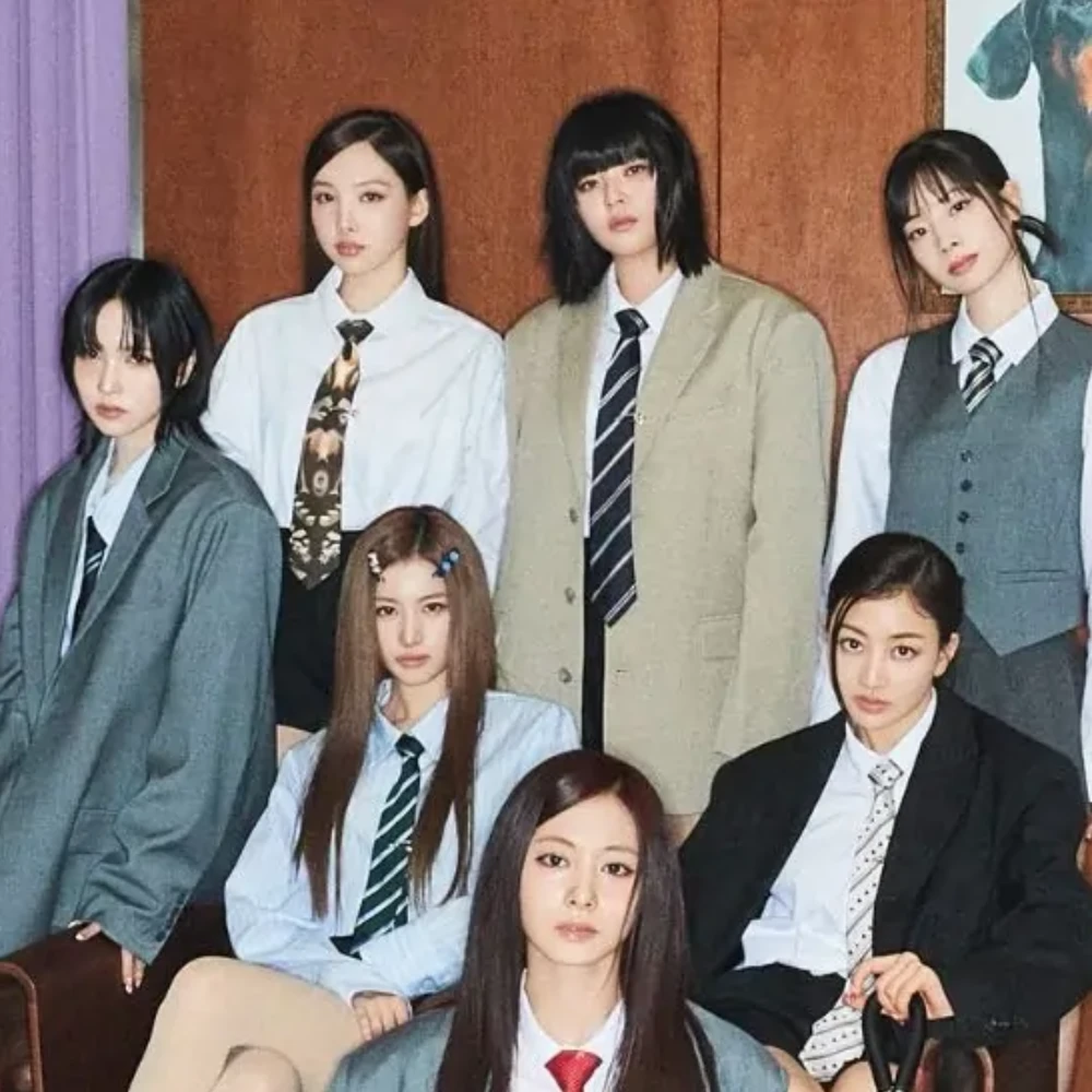 Were TWICE's mics cut abruptly during Lollapalooza performance? Find out what happened