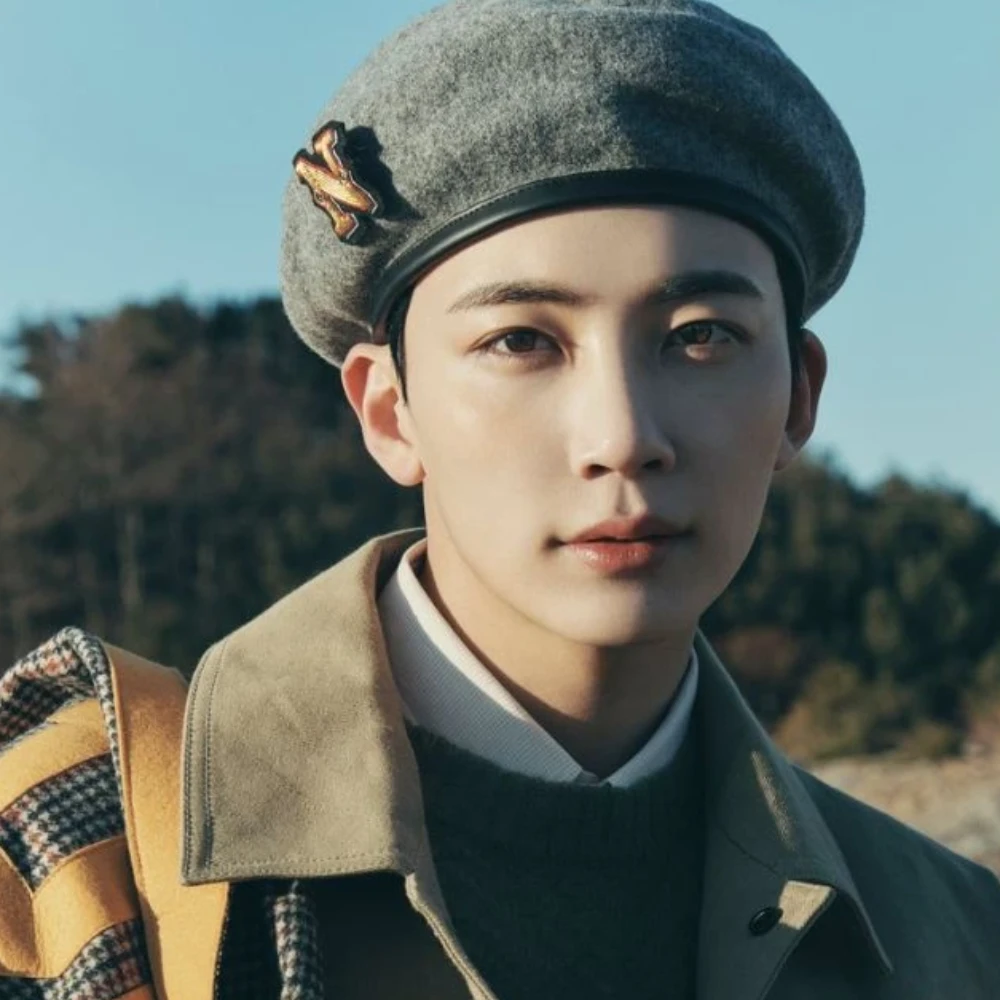 SEVENTEEN’s Jeonghan surprises with Hawaii yacht appearance with EXO’s Chanyeol, NCT’s Mark, Doyoung, more amid military