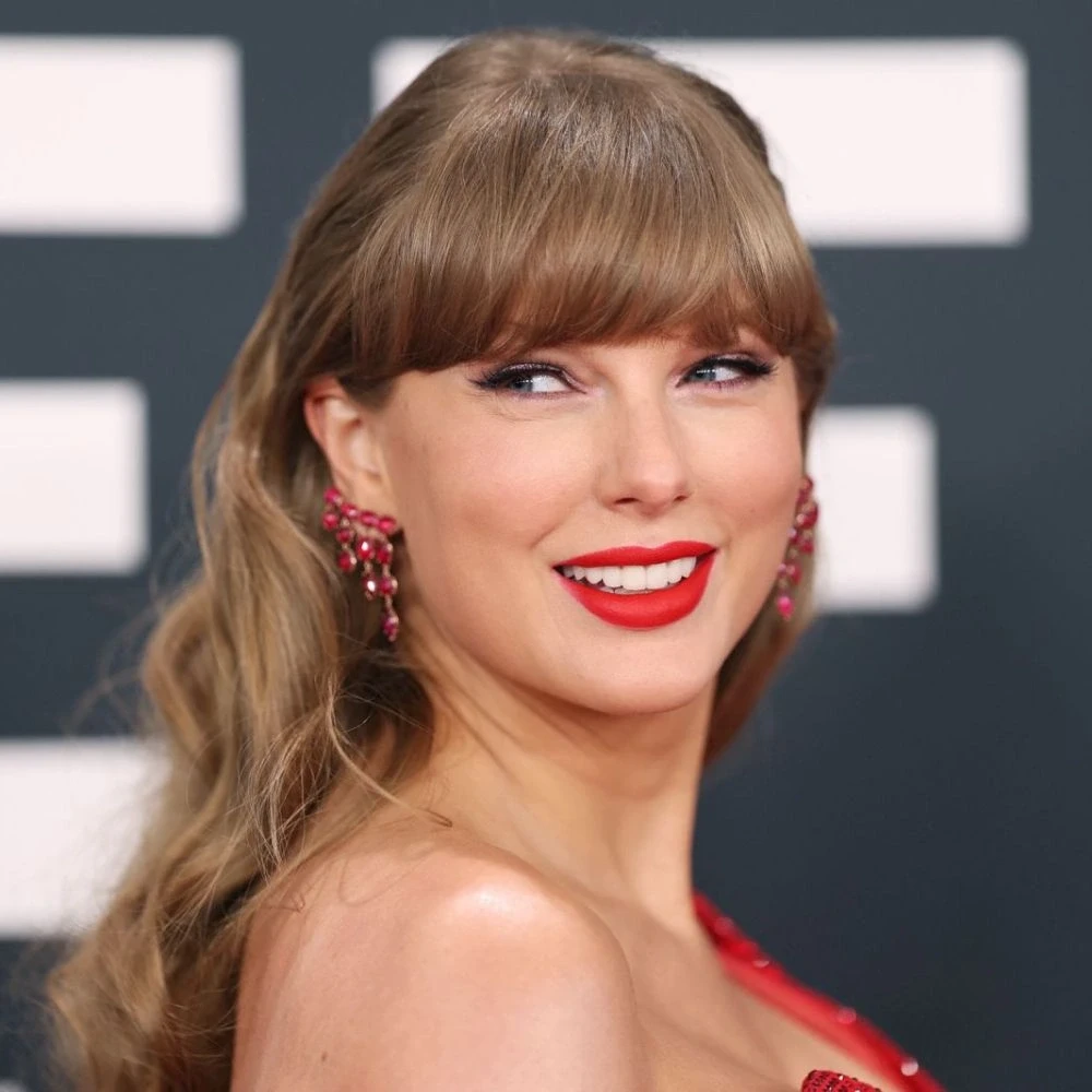 Taylor Swift Makes More From One Concert Than BlackRock CEO Larry Fink Earns in a Year