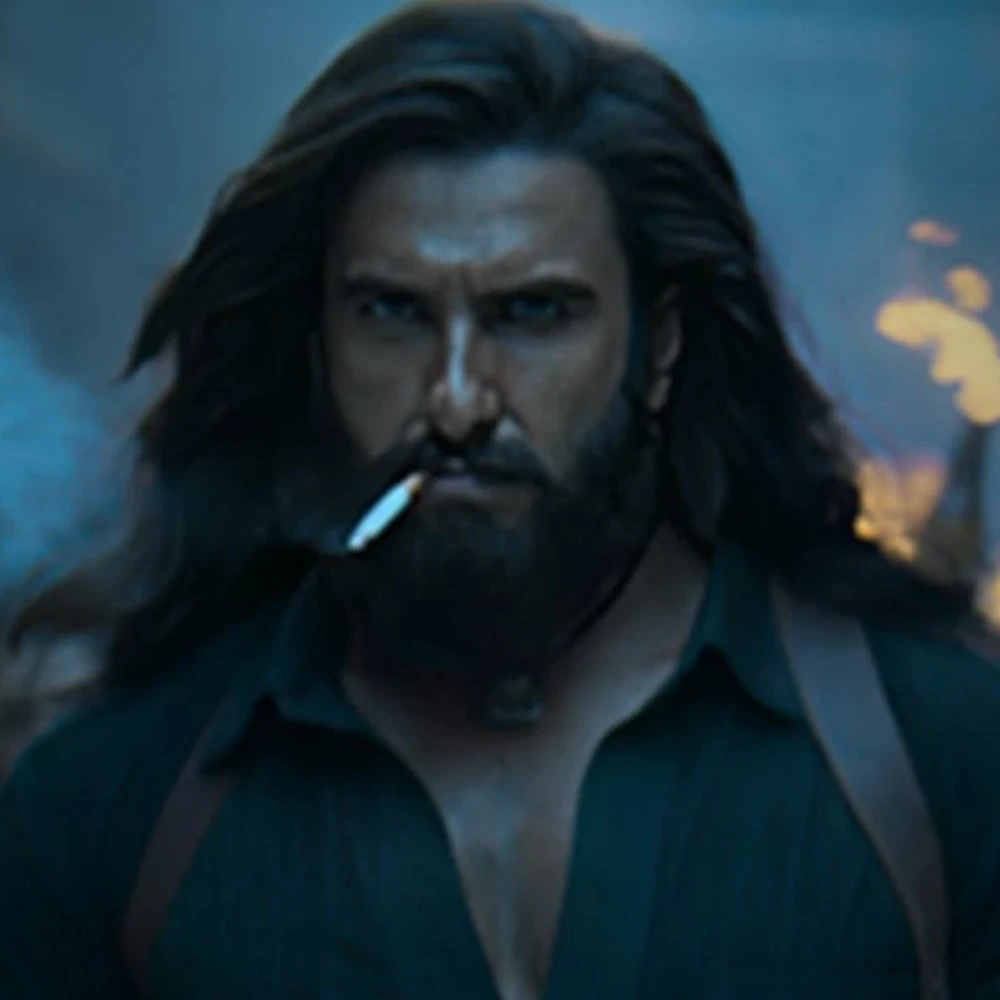 EXCLUSIVE: 'No cost-cutting', say insiders as Ranveer Singh starrer Dhurandhar crew falls sick due to local chicken contamination in Leh