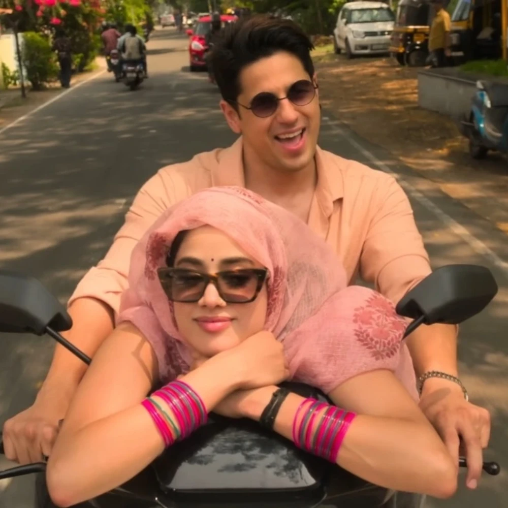 Param Sundari Review: Sidharth Malhotra and Janhvi Kapoor's rom-com has its moments, but flat story and bland screenplay play spoilsport