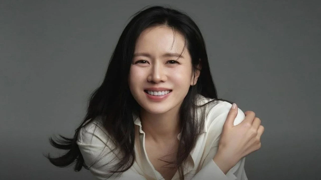 Son Ye Jin: courtesy of MSTeam