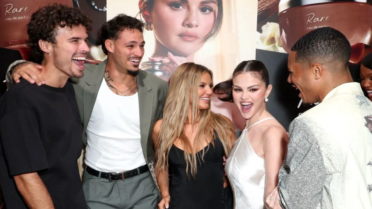 Selena Gomez with Love Island USA season 7 cast (via Getty Images) (Image Courtesy: Getty Images)